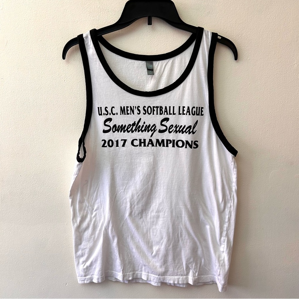District softball novelty print white sleeveless tank top size Medium